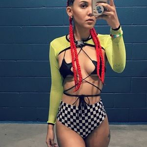 Club Exx Neon Crop Sleeves